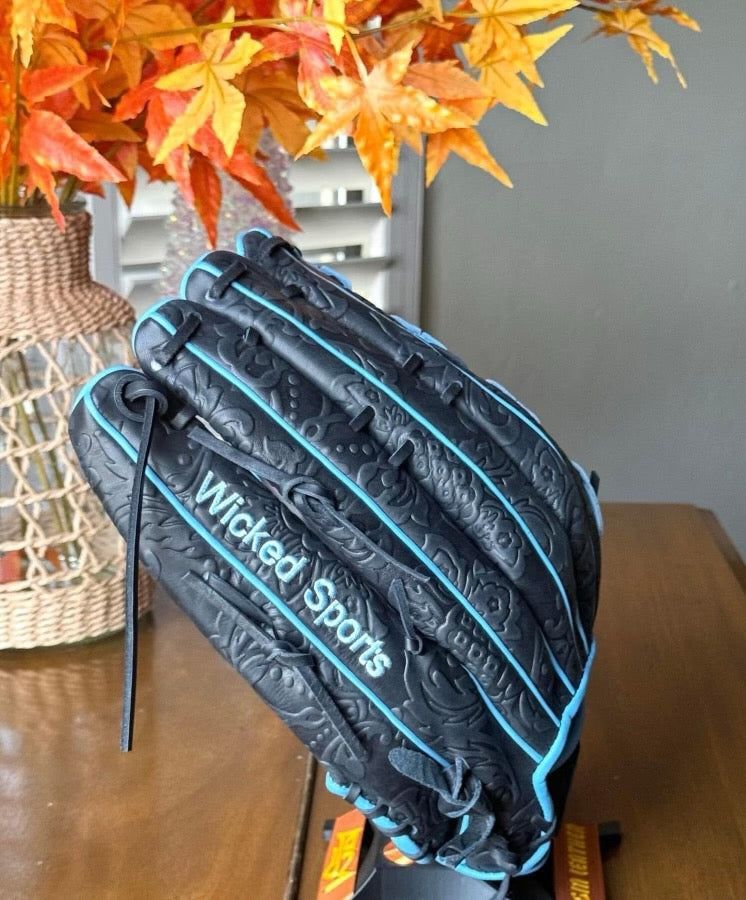 Wicked Sports Glove